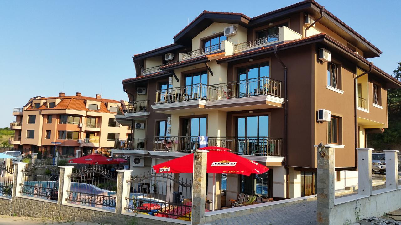 Taai Hotel Sosopol Exterior foto