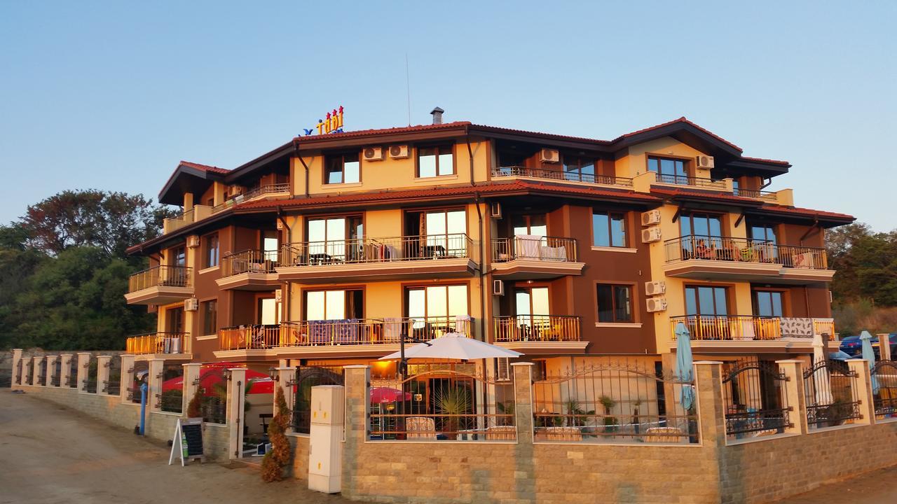Taai Hotel Sosopol Exterior foto